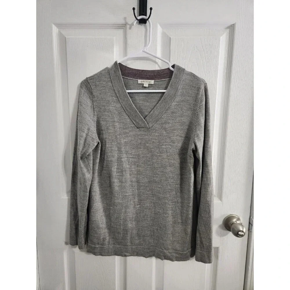 Orvis 100% Marino Wool Minimalist Normcore gray Vneck pullover sweater  large